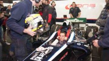 Pol Espargaró, probando un monoplaza en Montmeló.