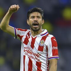 Oribe Peralta llega a 37 años y quiere retirarse en Chivas