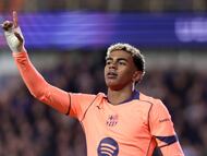 BRUGES (Belgium), 05/11/2025.- Lamine Yamala of Barcelona celebrates after scoring his team's second goal during the UEFA Champions League league phase match between Club Brugge KV and FC Barcelona, in Bruges, Britain, 05 November 2025. (Liga de Campeones, Bélgica, Reino Unido, Brujas) EFE/EPA/OLIVIER MATTHYS
