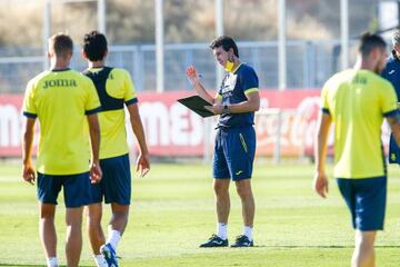 08/10/20 ENTRENAMIENTO DEL VILLARREAL   UNAI EMERY