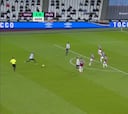 Pogba anota golazo con el United e ilusiona a los hinchas