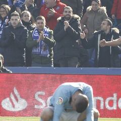 El Getafe gana por la gracia del árbitro y los regalos del Celta