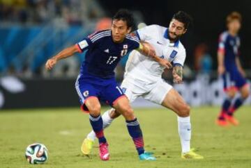 Makoto Hasebe y Panagiotis Kone