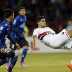 Huachipato extiende su racha negra ante brasileños en el CAP