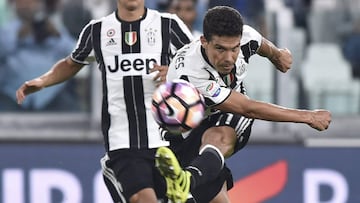 Pellegrini se refuerza en China con volante de Juventus