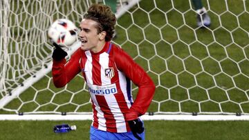 Antoine Griezmann, celebra un gol con el Atlético.