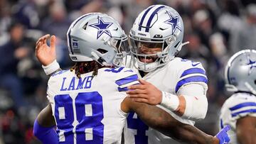 ARLINGTON, TEXAS - DECEMBER 24: CeeDee Lamb #88 of the Dallas Cowboys celebrates a touchdown with Dak Prescott #4 during the first half in the game against the Philadelphia Eagles at AT&T Stadium on December 24, 2022 in Arlington, Texas. Sam Hodde/Getty Images/AFP (Photo by Sam Hodde / GETTY IMAGES NORTH AMERICA / Getty Images via AFP)