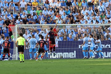 En esta imagen se ve el gran ambiente que se vive en La Rosaleda.