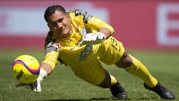 El arquero de los Tuzos señaló que la salida de Pako Ayestarán liberó de presión al equipo, la llegada de Martín Palermo los hizo más competitivos.