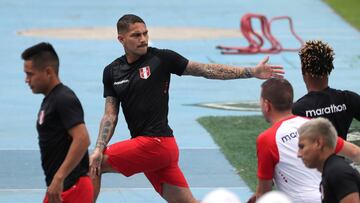 Soccer Football - Copa America - Peru Training - Nilton Santos Stadium, Rio de Janeiro, Brazil - June 17, 2019 Peru's Paolo Guerrero during training REUTERS/Sergio Moraes