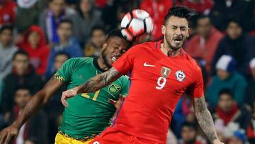 Pizzi excluiría a Beausejour, Jara y Pinilla ante México