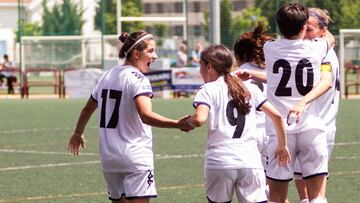 Las jugadoras del CD Tac&oacute;n, durante un partido.