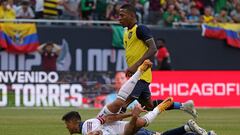 ‘Tecatito’ Corona no sufre una lesión de gravedad