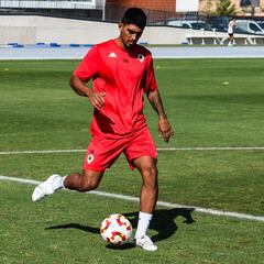 Oficial: César Moreno se marcha cedido al Recreativo