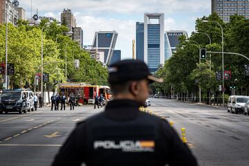 Portavoz de Emergencias Madrid: "Se ha producido una fuga de gas a la altura del número 142 de La Castellana y está cortada toda esa zona, pegada al estadio y a la plaza de Lima".