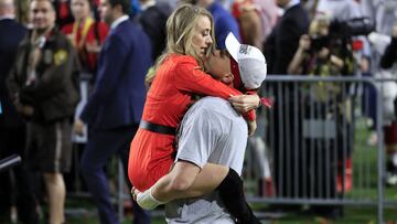 Patrick Mahomes y Brittany Matthews disfrutaron de la primera fotograf&iacute;a de manera p&uacute;blica a lado de Sterling, su hija que naci&oacute; apenas en febrero del 2021.