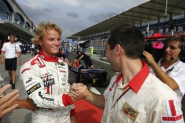 En 2003 y 2004 participó en la Fórmula 3 Euroseries. Después de eso, pasó a la GP2, categoría que ganó en 2005.