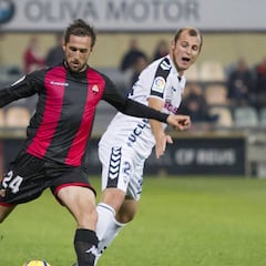 Miramón estrena los fichajes de Primera del Huesca