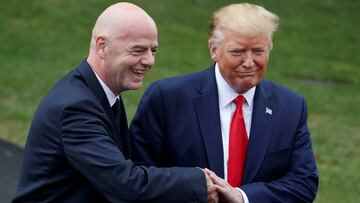 Trump e Infantino tras su reunión en la Casa Blanca.