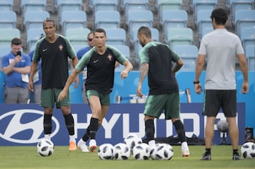 Portugal se prepara para su debut frente a España