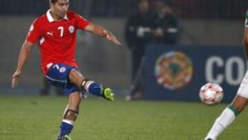 David Pizarro durante su reestreno en la selecci&oacute;n. Fue en las clasificatorias rumbo a Brasil ante Bolivia. 