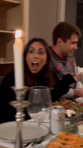 Es el vídeo de Nochevieja más visto con 3M de visitas: alucinen con las caras de las novias