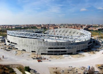 Atlético's new stadium taking shape.