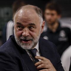 "¿Las ausencias? Me joden las lesiones, como el caso de Deck"