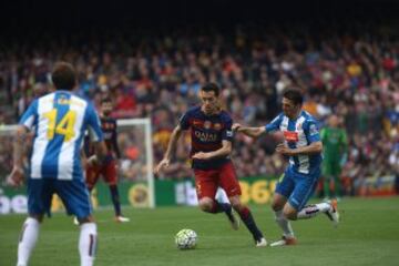 Busquets y Víctor Sánchez.