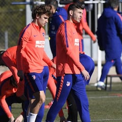 Lucas vuelve a entrar en la convocatoria de 19 del Atleti