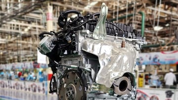 ¿Cuántos motores produce al día Nissan en México?