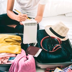 ¿Puede un trabajador viajar o abandonar su provincia o comunidad estando de baja laboral?