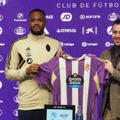 Larin: “Me gustan los desafíos y jugar en la Liga es uno de ellos”