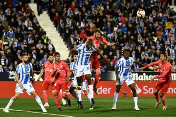 Karim Benzema y Allan Nyom.