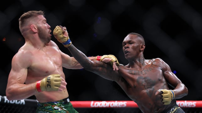 Du Plessis somete a Adesanya: “He cometido un error, volveré”