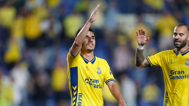 Manu Fuster alumbra el camino de Las Palmas