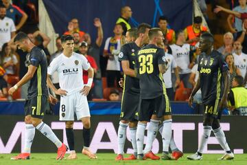 Cristiano Ronaldo devastated after being sent off