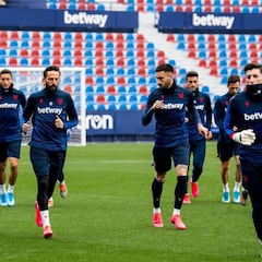 Miramón regresa a la lista del Levante para medirse a Osasuna