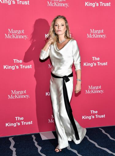 Kate Moss posa en la alfombra roja de los The King's Trust Global celebrados en Nueva York.