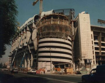 The now iconic "four towers" were also completed in the early 1990s.