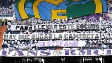 Oficialistas. La Grada Fans cargó contra los jugadores.