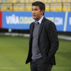 Everton desvincula a Víctor Rivero y busca nuevo técnico