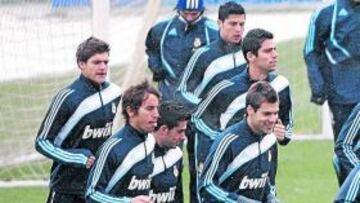 <b>CANTERANOS. </b>Marcos Alonso, Mosquera, Velayos, Mateos y Gary.