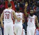 Los Rockets siguen en su línea pese a la mala noche de Harden