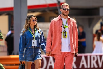 Diletta Leotta (modelo y presentadora de televisión italiana) junto a Loris Karius (futbolista alemán que juega como guardameta en el Newcastle United).