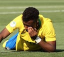 Rodrygo acaba expulsado en la derrota que complica a Brasil