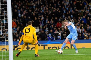 1-0. Kevin De Bruyne marca el primer gol.