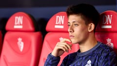 PAMPLONA, SPAIN - MARCH 16: Arda Guler of Real Madrid CF looks on from the bench prior to the LaLiga EA Sports match between CA Osasuna and Real Madrid CF at Estadio El Sadar on March 16, 2024 in Pamplona, Spain. (Photo by Alex Caparros/Getty Images)