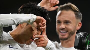 Tottenham Hotspur's South Korean striker #07 Son Heung-Min (L) celebrates scoring the team's second goal during the English Premier League football match between Crystal Palace and Tottenham Hotspur at Selhurst Park in south London on October 27, 2023. (Photo by Glyn KIRK / AFP) / RESTRICTED TO EDITORIAL USE. No use with unauthorized audio, video, data, fixture lists, club/league logos or 'live' services. Online in-match use limited to 120 images. An additional 40 images may be used in extra time. No video emulation. Social media in-match use limited to 120 images. An additional 40 images may be used in extra time. No use in betting publications, games or single club/league/player publications. /