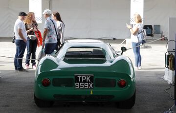 Tercera edición de la reunión y exhibición de automóviles clásicos en el circuito del Jarama

